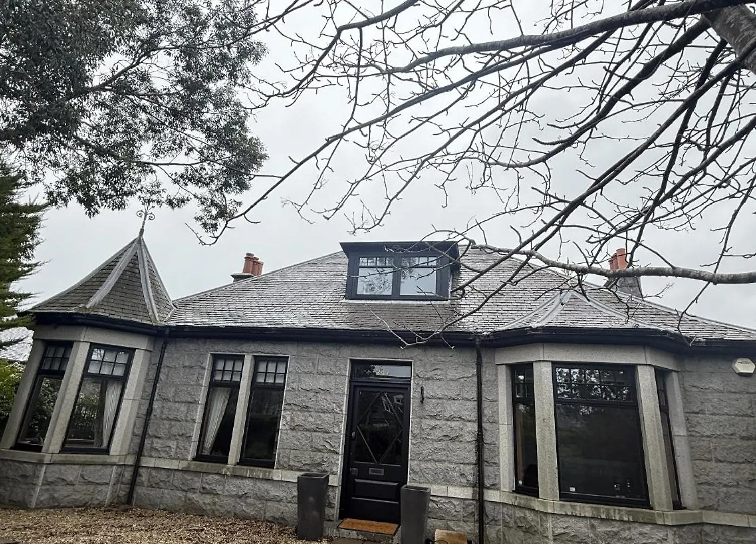 Luxury 5 Bedroom Property In West End Aberdeen Casa vacanze
