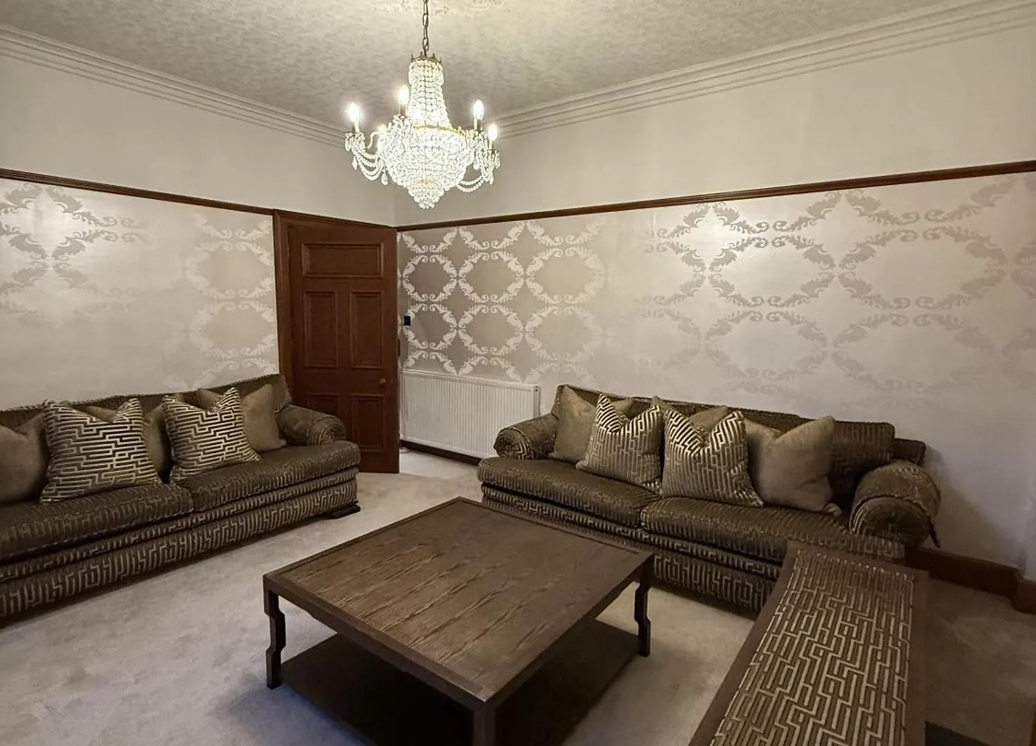 Luxury 5 Bedroom Property In West End Aberdeen Feriehus