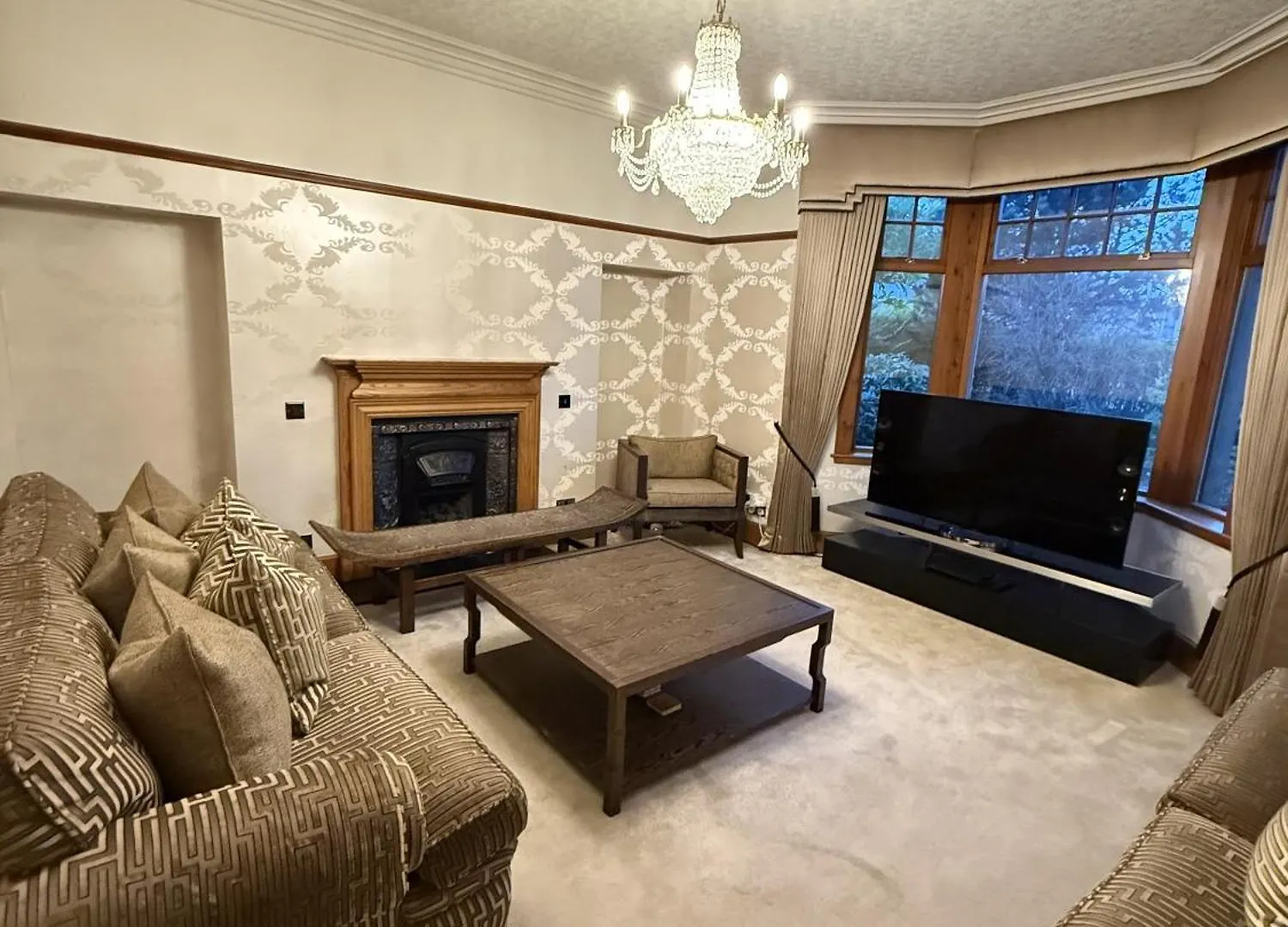 Luxury 5 Bedroom Property In West End Aberdeen